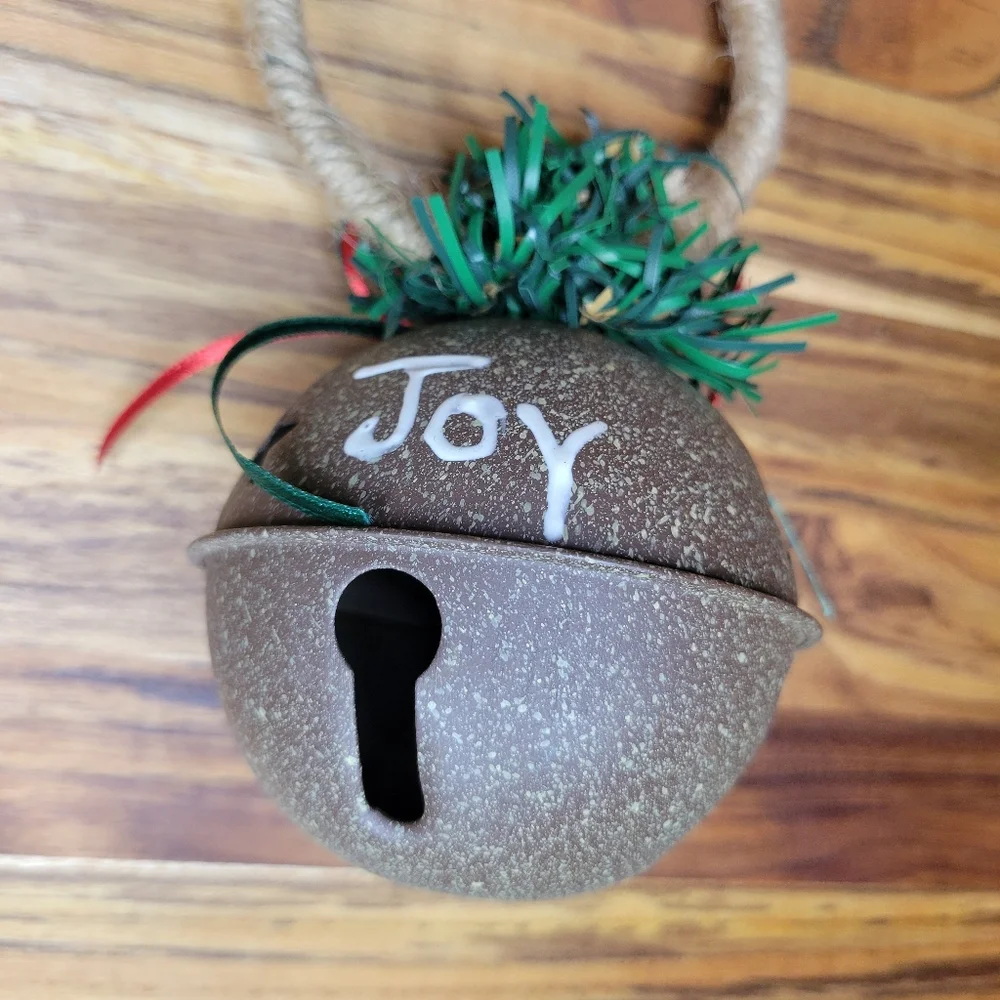 Rustic Christmas Peace Love Joy Door‎ Knocker Holiday Ornament Bell